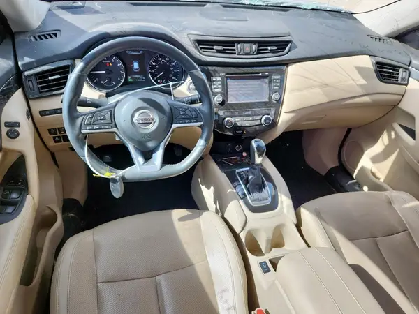 5N1AT2MT8HC824054 2017 NISSAN ROGUE - Image 8