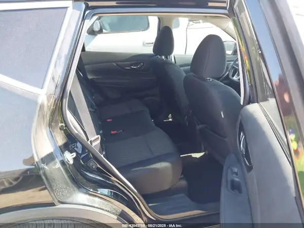 5N1AT2MT8HC826208 2017 NISSAN ROGUE - Image 8