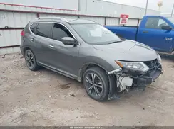 5N1AT2MT8HC827701 2017 NISSAN ROGUE