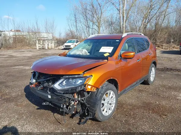 5N1AT2MT8HC828234 2017 NISSAN ROGUE - Image 2