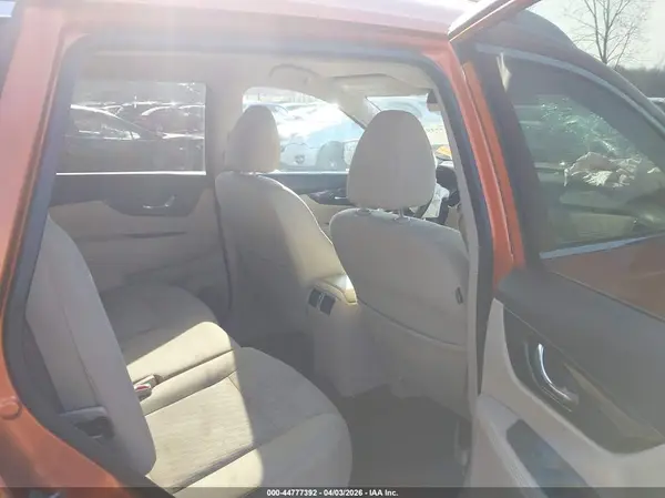 5N1AT2MT8HC828234 2017 NISSAN ROGUE - Image 8