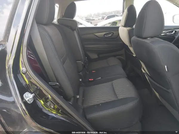 5N1AT2MT8HC830839 2017 NISSAN ROGUE - Image 8