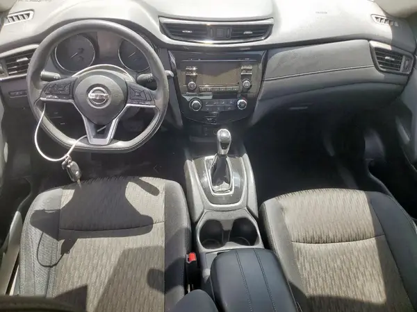 5N1AT2MT8HC835975 2017 NISSAN ROGUE - Image 8