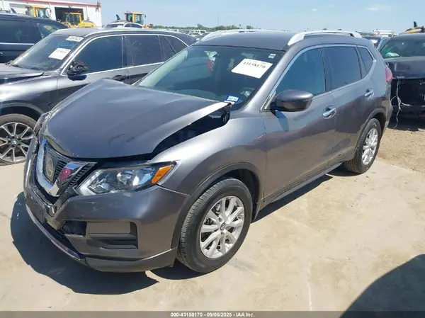 5N1AT2MT8HC839220 2017 NISSAN ROGUE - Image 2