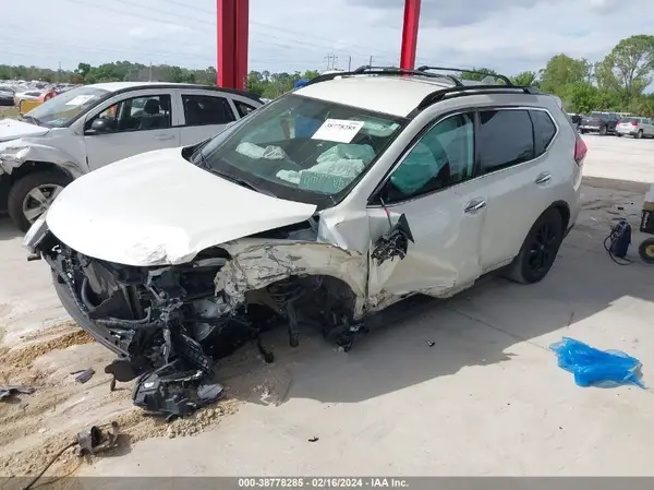 5N1AT2MT8HC848547 2017 NISSAN ROGUE - Image 2