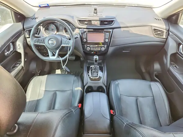 5N1AT2MT8HC850895 2017 NISSAN ROGUE - Image 8