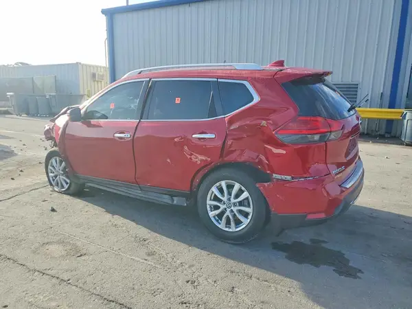 5N1AT2MT8HC860701 2017 NISSAN ROGUE - Image 2