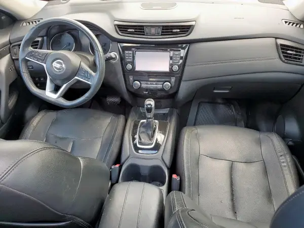 5N1AT2MT8HC875568 2017 NISSAN ROGUE - Image 8