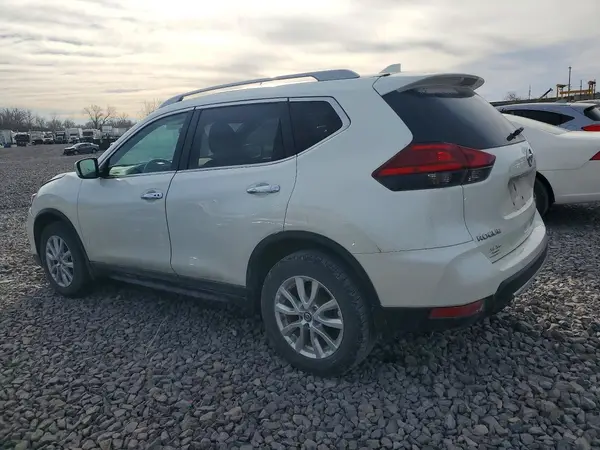 5N1AT2MT8HC893214 2017 NISSAN ROGUE - Image 2