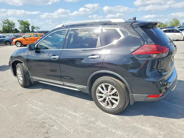 5N1AT2MT8HC894203 2017 NISSAN ROGUE - Image 2