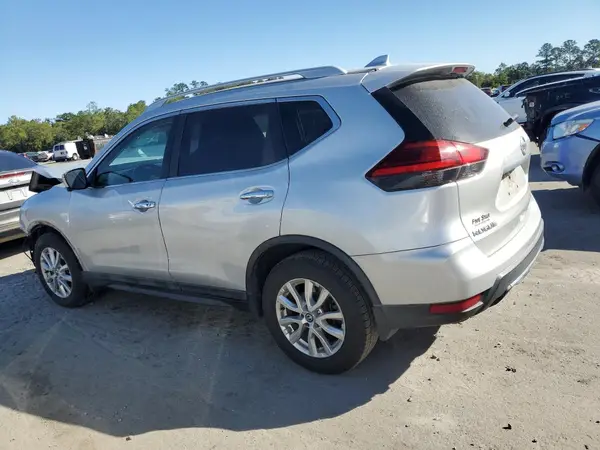 5N1AT2MT8HC895030 2017 NISSAN ROGUE - Image 2