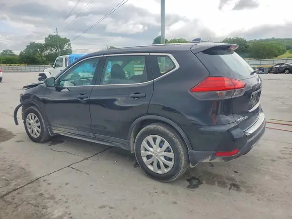5N1AT2MT8HC895495 2017 NISSAN ROGUE - Image 2