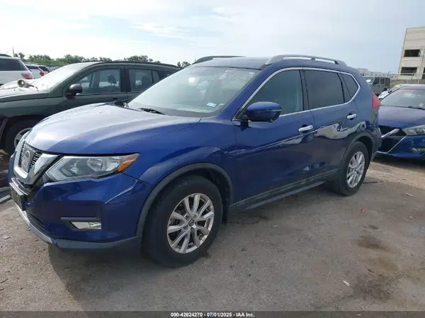 5N1AT2MT8HC897084 2017 NISSAN ROGUE - Image 2