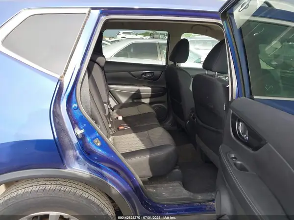5N1AT2MT8HC897084 2017 NISSAN ROGUE - Image 8