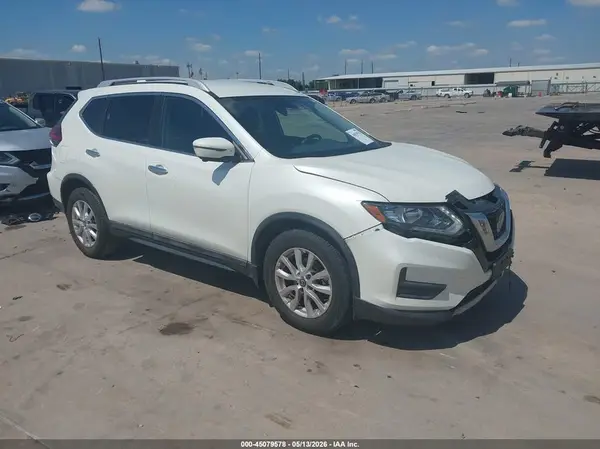 5N1AT2MT8JC702851 2018 NISSAN ROGUE - Image 1