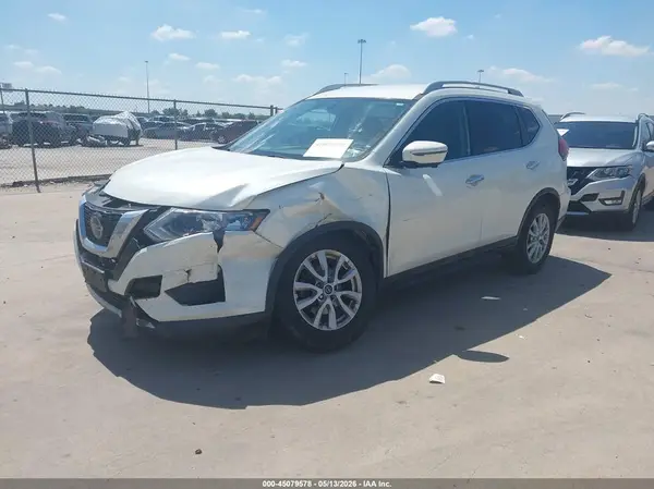 5N1AT2MT8JC702851 2018 NISSAN ROGUE - Image 2