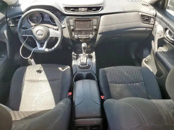 5N1AT2MT8JC707354 2018 NISSAN ROGUE - Image 8