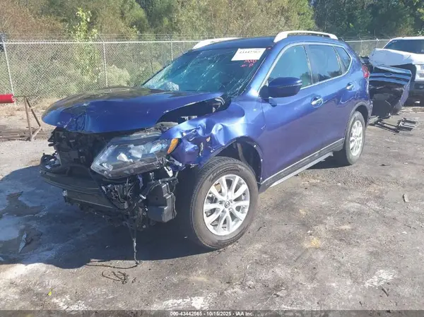 5N1AT2MT8JC712683 2018 NISSAN ROGUE - Image 2