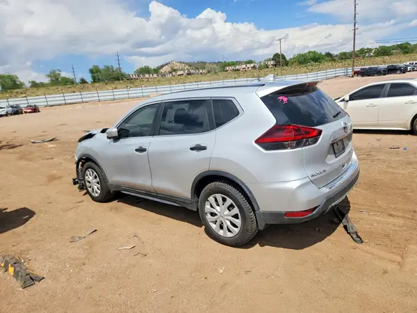 5N1AT2MT8JC718631 2018 NISSAN ROGUE - Image 2