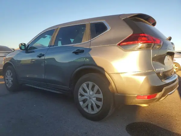 5N1AT2MT8JC721268 2018 NISSAN ROGUE - Image 2