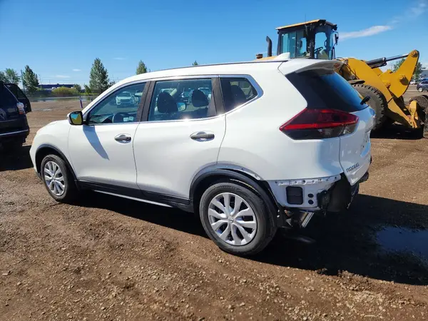 5N1AT2MT8JC725613 2018 NISSAN ROGUE - Image 2