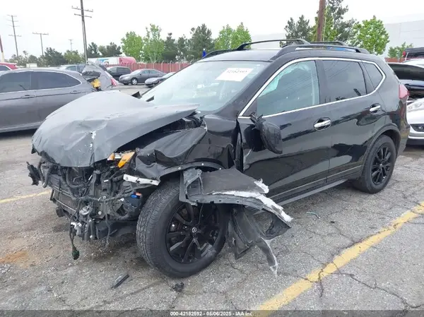 5N1AT2MT8JC726406 2018 NISSAN ROGUE - Image 2