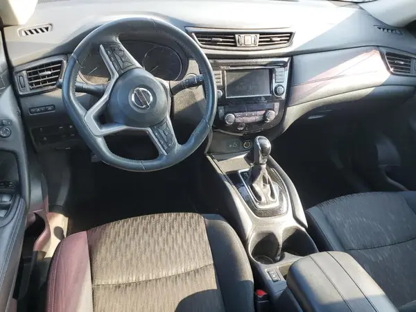 5N1AT2MT8JC742797 2018 NISSAN ROGUE - Image 8