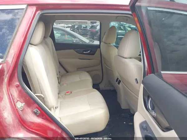5N1AT2MT8JC747949 2018 NISSAN ROGUE - Image 8