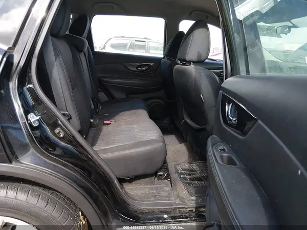 5N1AT2MT8JC750804 2018 NISSAN ROGUE - Image 8