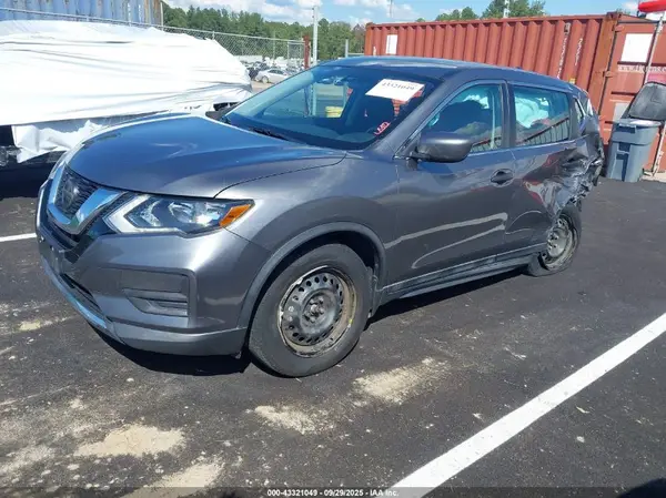 5N1AT2MT8JC751855 2018 NISSAN ROGUE - Image 2