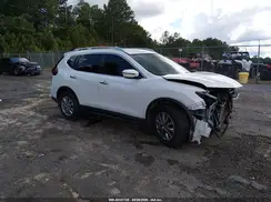 5N1AT2MT8JC753590 2018 NISSAN ROGUE