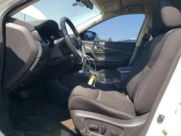 5N1AT2MT8JC755579 2018 NISSAN ROGUE - Image 8