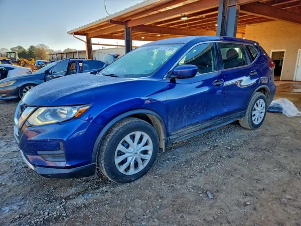 5N1AT2MT8JC760815 2018 NISSAN ROGUE - Image 1
