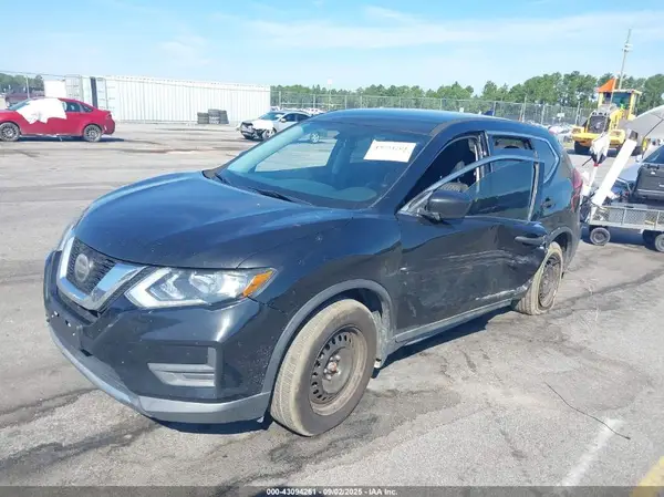 5N1AT2MT8JC761916 2018 NISSAN ROGUE - Image 2