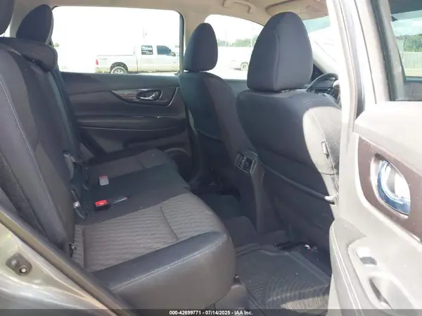 5N1AT2MT8JC774200 2018 NISSAN ROGUE - Image 8