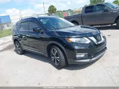 5N1AT2MT8JC780062 2018 NISSAN ROGUE