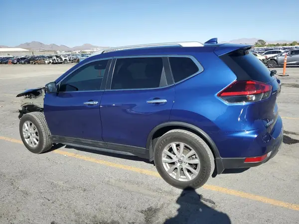 5N1AT2MT8JC789473 2018 NISSAN ROGUE - Image 2