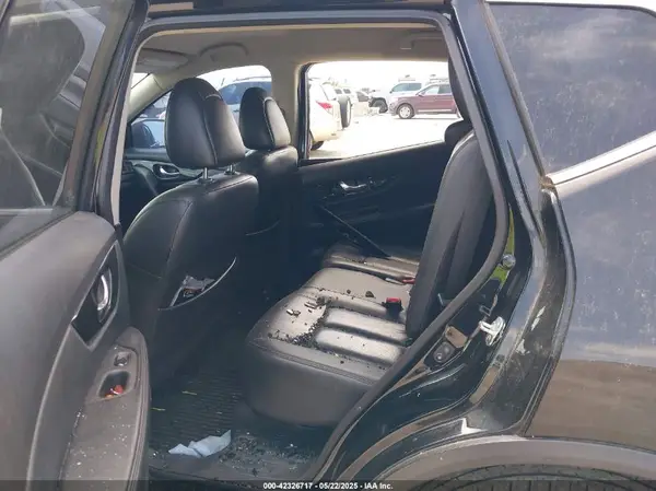 5N1AT2MT8JC794107 2018 NISSAN ROGUE - Image 8
