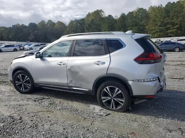 5N1AT2MT8JC798027 2018 NISSAN ROGUE - Image 2
