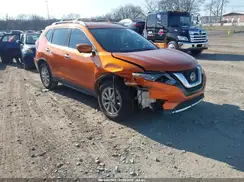 5N1AT2MT8JC807213 2018 NISSAN ROGUE