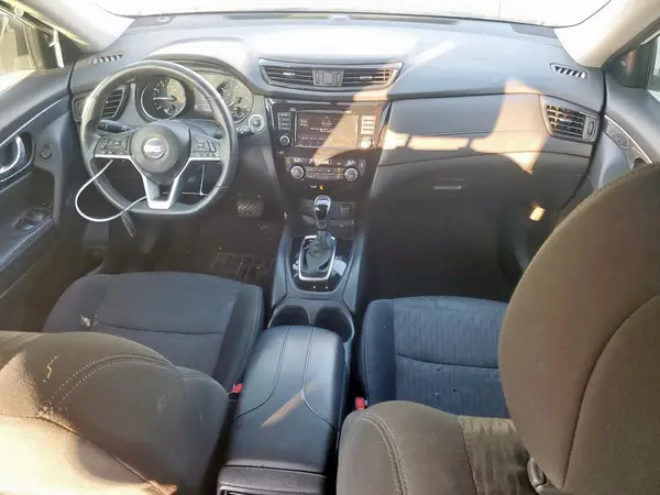 5N1AT2MT8JC816106 2018 NISSAN ROGUE - Image 8