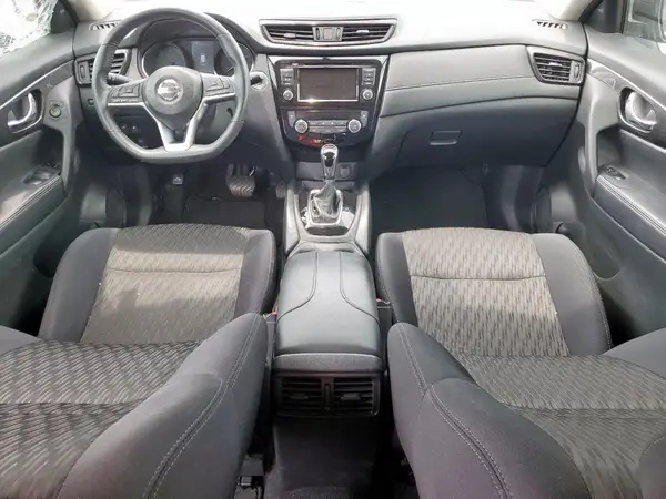 5N1AT2MT8JC817238 2018 NISSAN ROGUE - Image 8