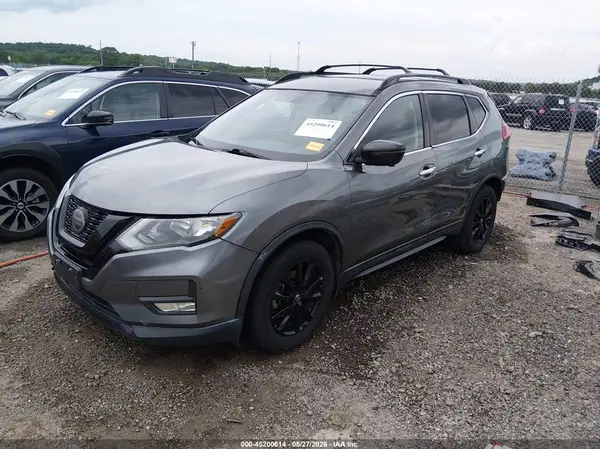 5N1AT2MT8JC818020 2018 NISSAN ROGUE - Image 2