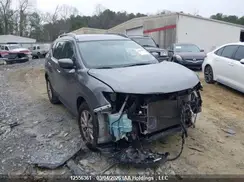 5N1AT2MT8JC823475 2018 NISSAN ROGUE