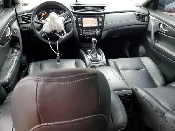 5N1AT2MT8JC826750 2018 NISSAN ROGUE - Image 8