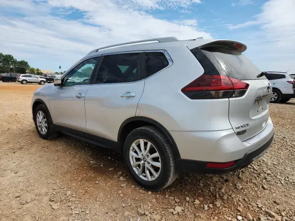 5N1AT2MT8JC834928 2018 NISSAN ROGUE - Image 2