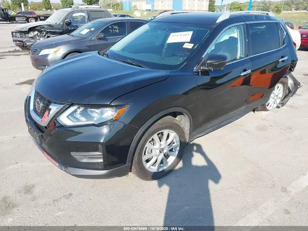 5N1AT2MT8JC839580 2018 NISSAN ROGUE - Image 2
