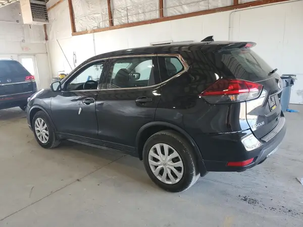 5N1AT2MT8JC840342 2018 NISSAN ROGUE - Image 2