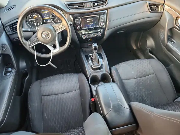 5N1AT2MT8JC843029 2018 NISSAN ROGUE - Image 8