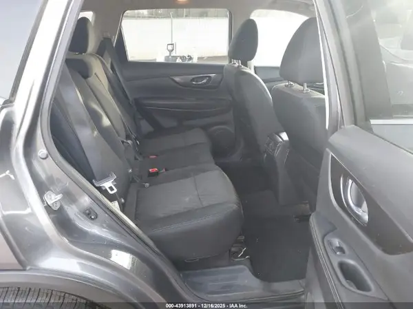 5N1AT2MT8JC849316 2018 NISSAN ROGUE - Image 8
